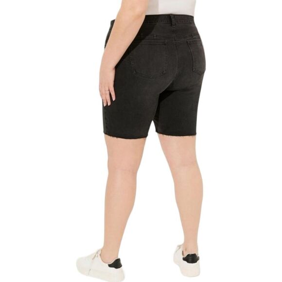 TORRID 8" Black Bombshell Bermuda Premium Stretch High Rise Short Size 24 - Picture 6 of 15